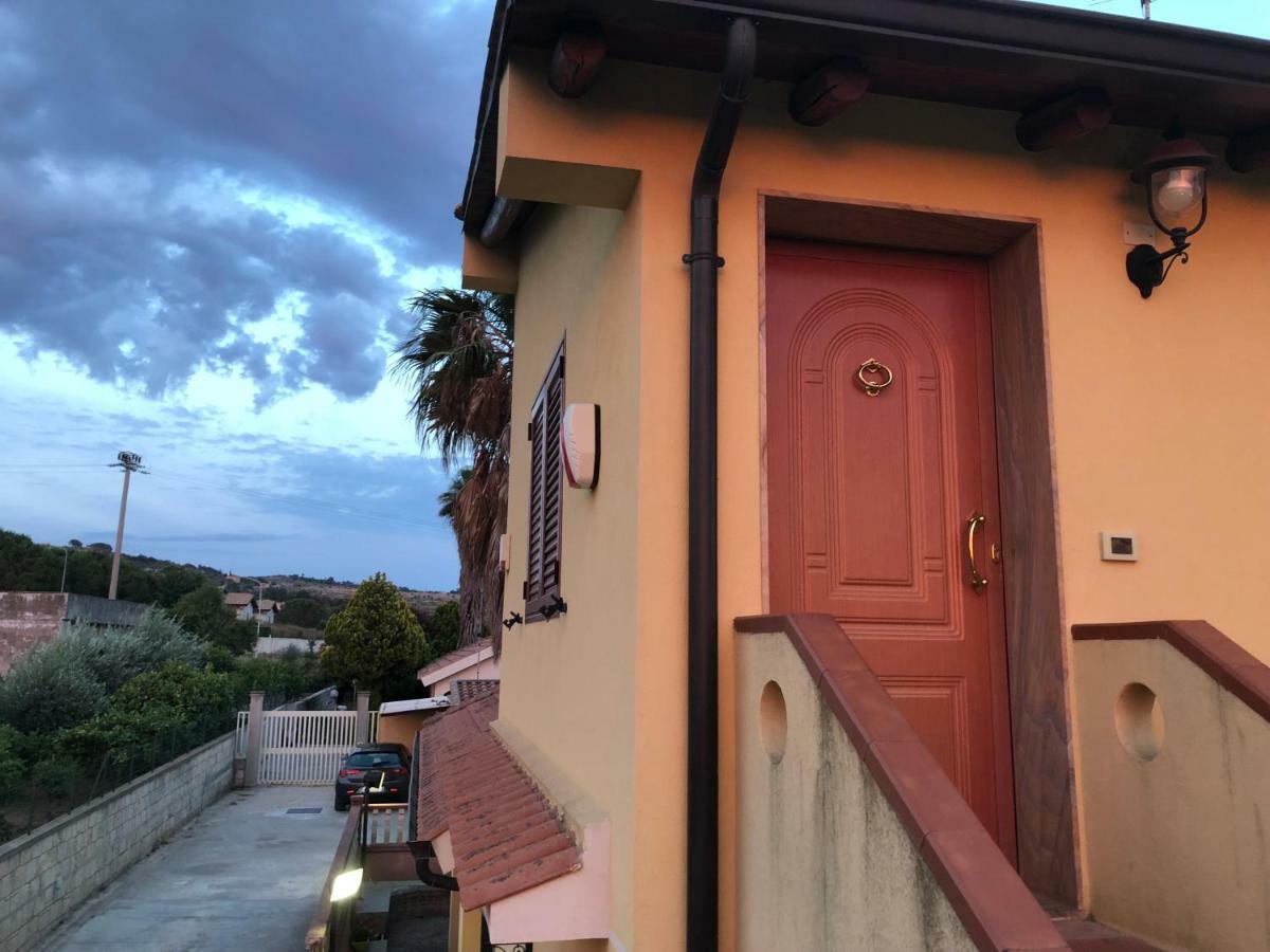 Casa Vacanza Passiflora Villa Noto Exteriör bild